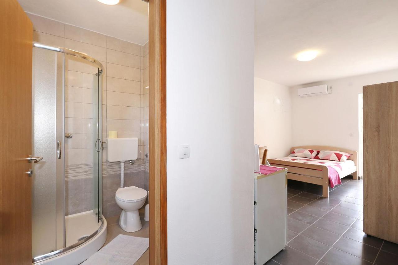 Apartments Vlado I Vesna Rtina Zewnętrze zdjęcie